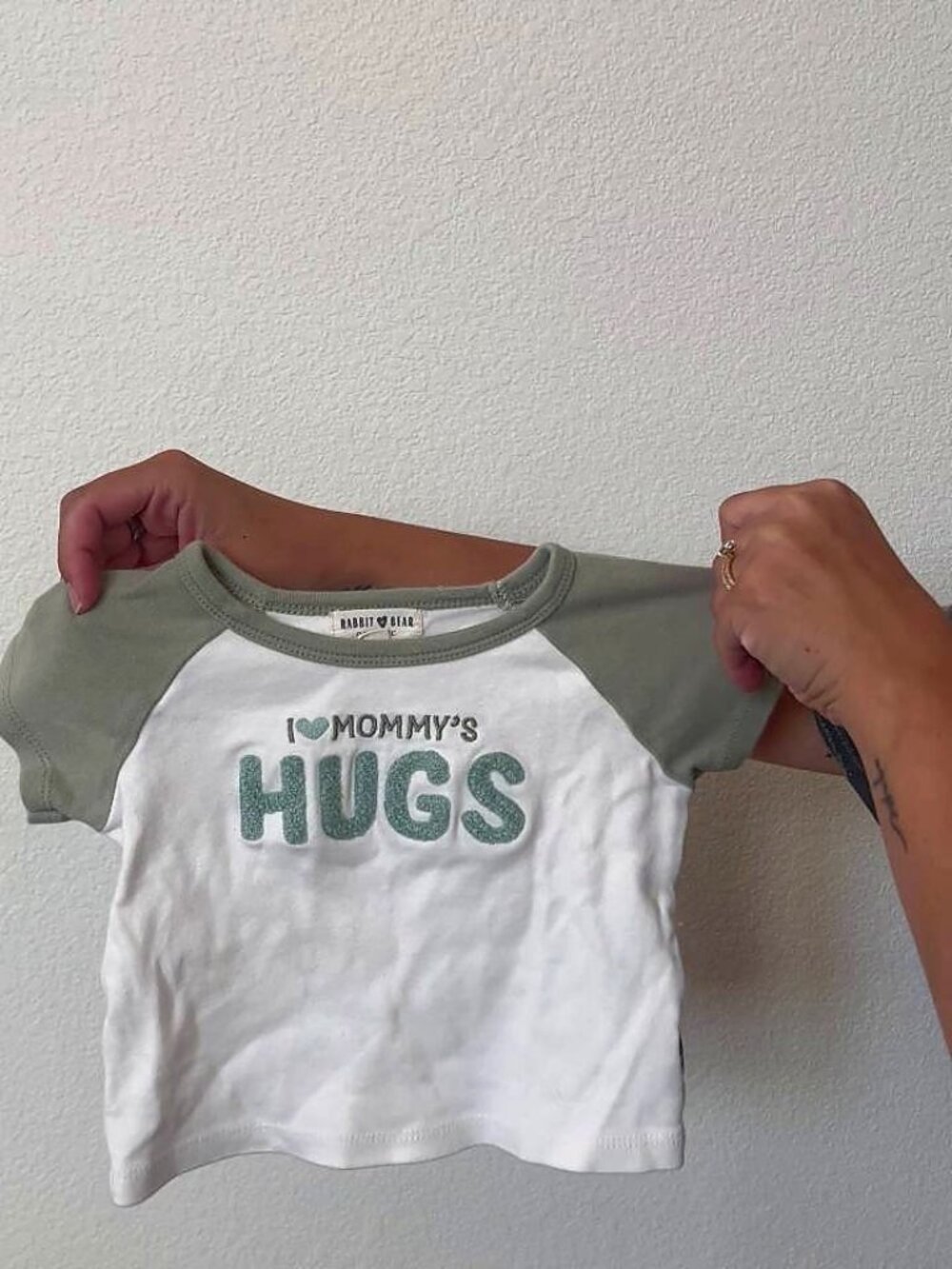 Rabbit Bear Organic Baby Boy Girl Graphic Raglan Tee T-Shirt 18M Mommy's Hugs